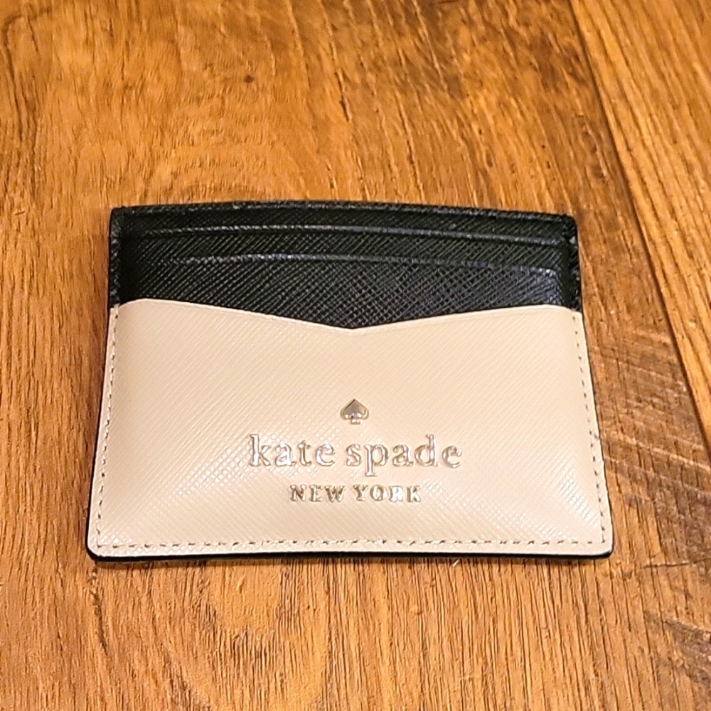 Kate spade mini card holder. Excellent condition!